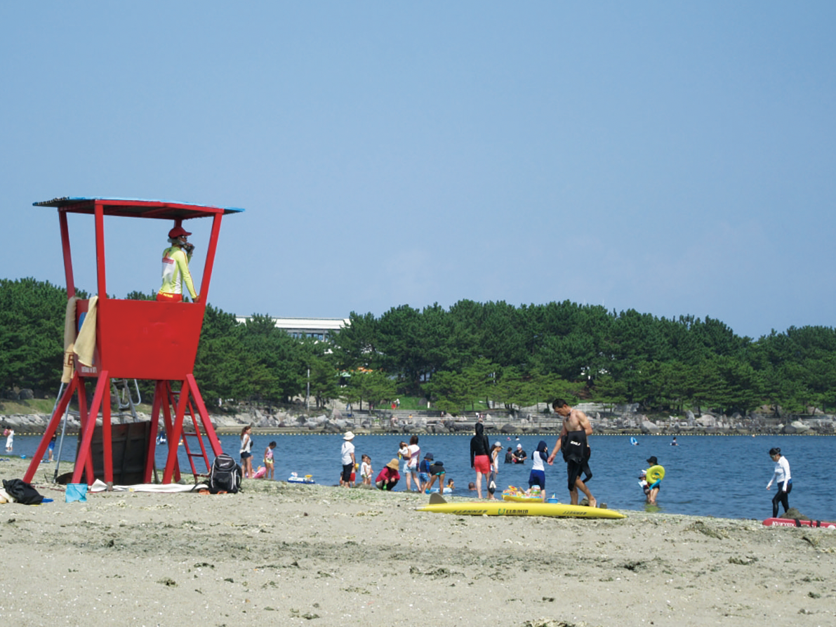 “海の公園”オープン期間は
7月13日㈯〜8月31日㈯まで（2024年7月12日号金沢版）