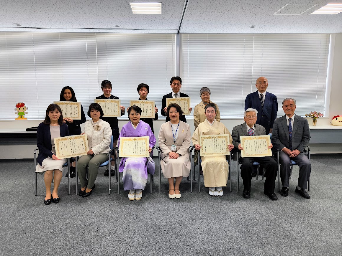 金沢区いきいき区民表彰の贈呈式を開催（2025年4月11日号金沢版）