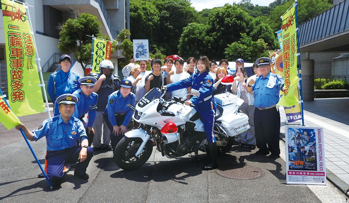 金沢警察署や金沢交通安全協会と合同で声かけ活動（2026年7月号金沢版）